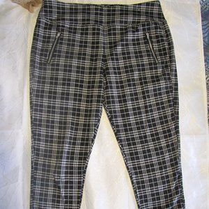 SO! Plaid Ankle dress pant XXL